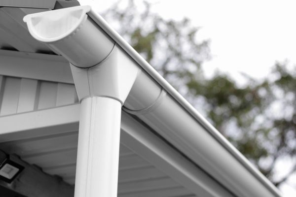 Roof Gutter Downspout Cleaning - Roof Gutter Downspout Cleaning Torrance, California